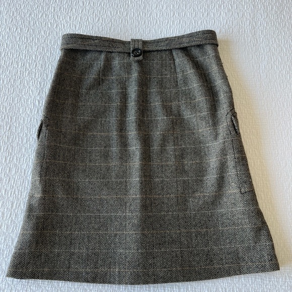 Stylish career skirt - Picture 2 of 3